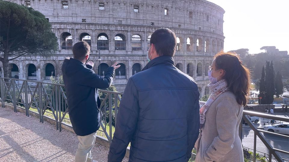 Rome: Colosseum Express Morning Small Group Tour - What to Bring