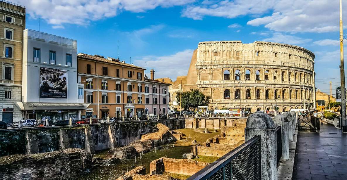 Rome: Colosseum, Roman Forum & Trajan Market Exterior Tour - Accessibility Information