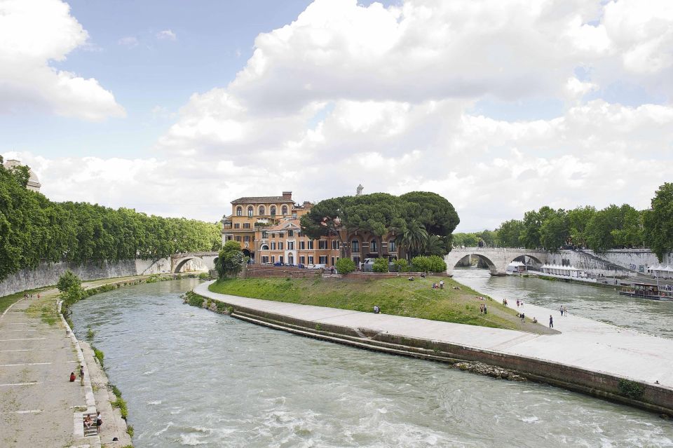 Rome: Photo Walking Tour - Exploring Iconic Landmarks