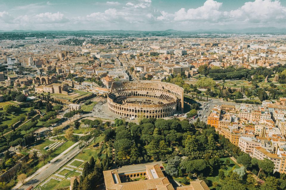 Rome: Private Walking Tour With Professional Guide - Multilingual Tour Guides