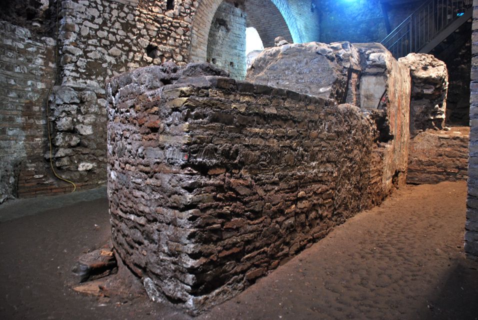 Rome: the Undergrounds of Trastevere Tour With Private Guide - Piazza Di Santa Maria in Trastevere