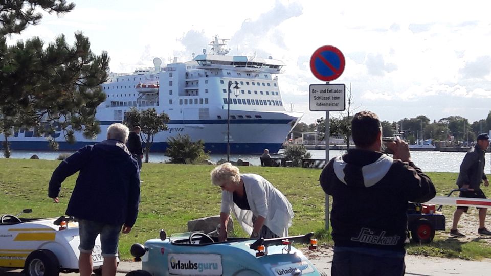 Rostock: Hot Rod Sightseeing Tour to Warnemünde - Scenic Route and Sights