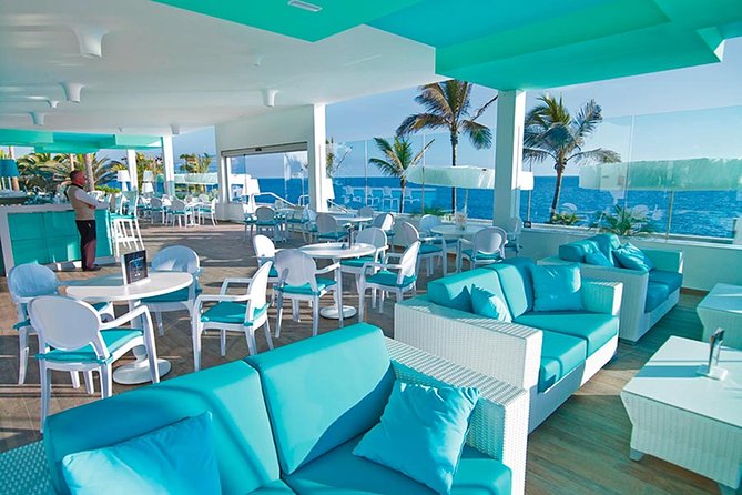 Round Trip Airport (Lpia) to Atlantis, Comfort Suites, Warrick, Harbourside, RIU - Customer Experience