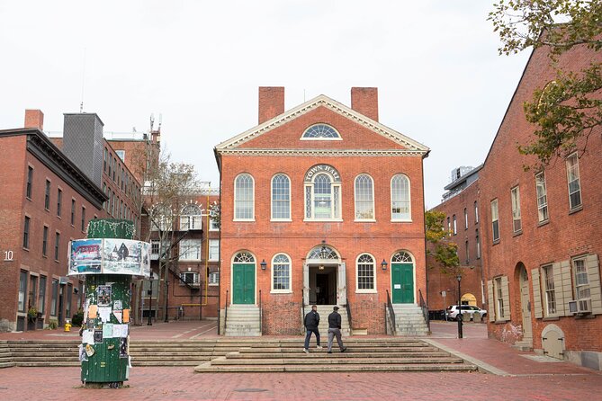 Salem Hocus Pocus Movie Locations Tour (31st Anniversary) - Tour Restrictions and Policies