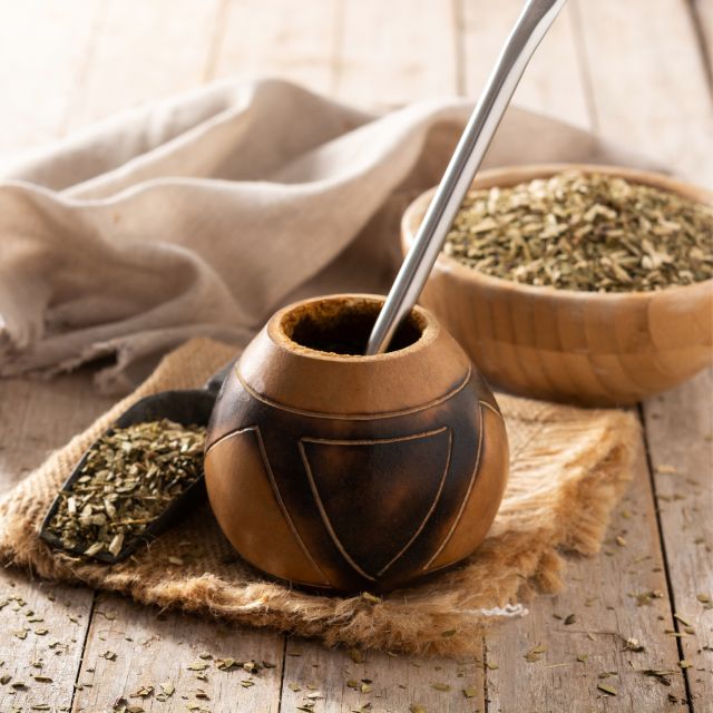San Martín Park: Yoga Class and Mate - Cultural Significance of Mate