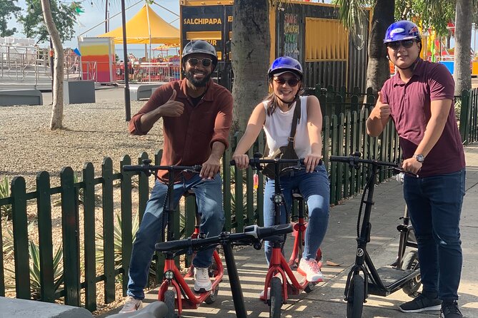 Santo Domingo Guided: Eco-Friendly Adventure on Electric Scooters - Dining Experience at Mofongo Heaven