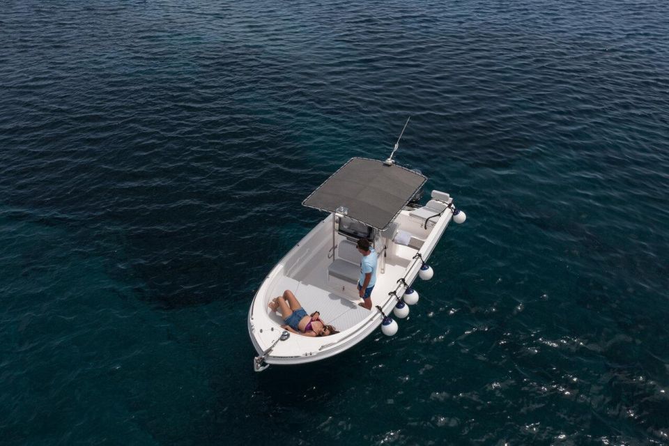 Santorini: Boat Rental With License - Duration and Group Size