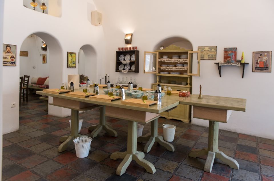 Santorini: Cooking Class, Local Menu and Dessert With Wine - Customer Reviews