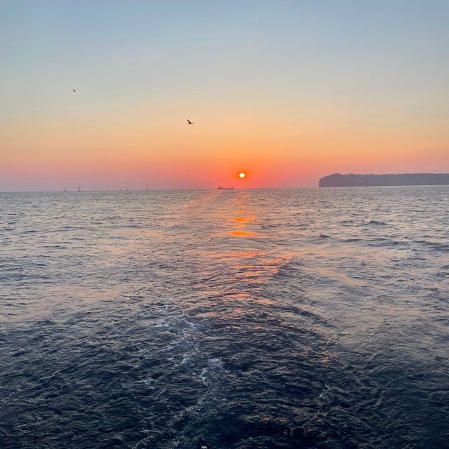 Santorini: Private Sunset Fishing Tour With Lunch - What to Bring