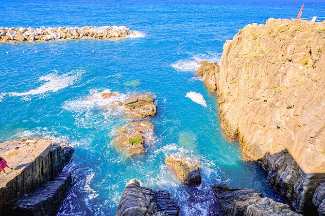 Scent of the Sea: Cinque Terre Park Full Day Trip From Florence - Lunch and Dining Options