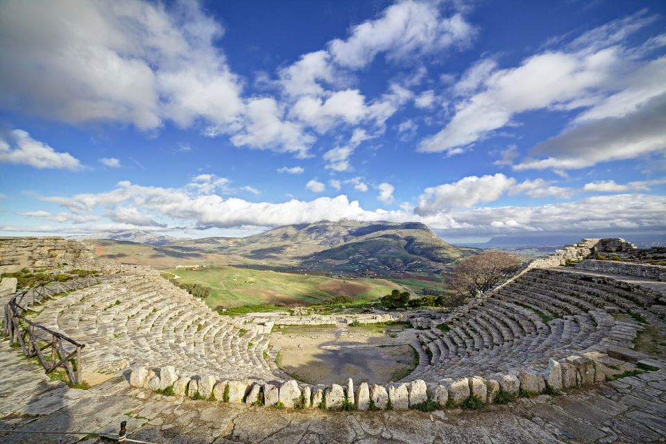 Segesta: Archeological Park Entry Ticket and Pemcards - Meeting Point Instructions