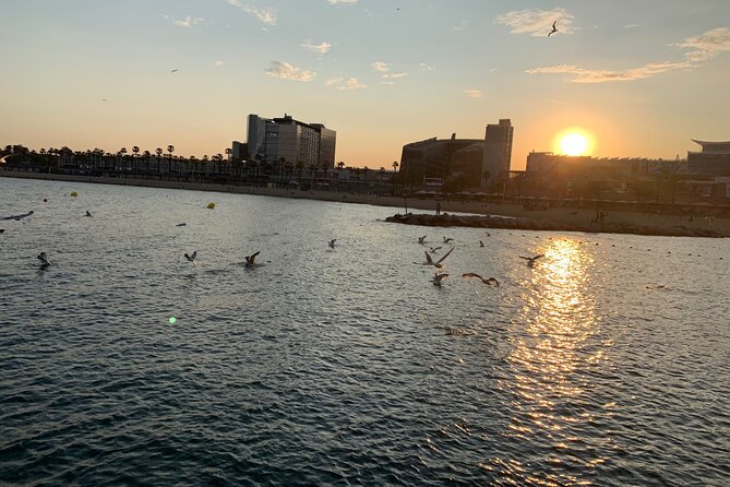 Shared 2-Hour Sailing Tour With Cava in Barcelona - Group Size and Capacity