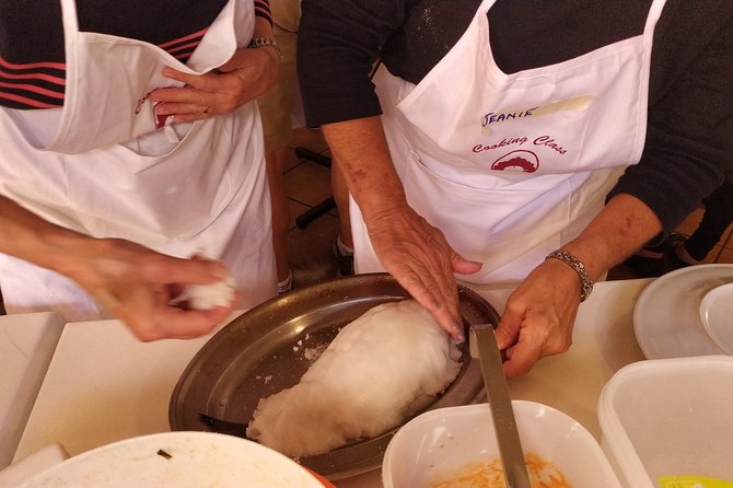 Sicilian Cooking Class and Market Tour in Taormina - Meeting Details