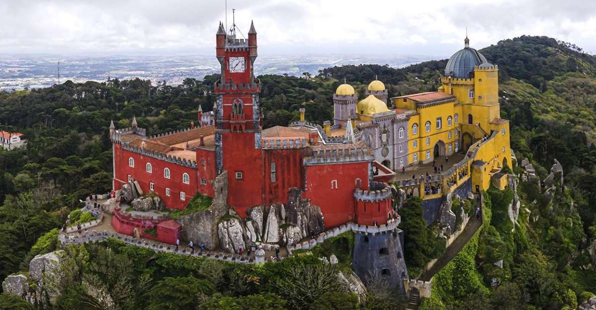 Sintra & Cascais: Full-Day Private Transport From Lisbon - Lunch in Sintra District