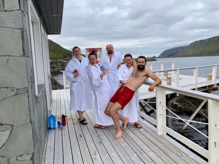 Skarsvåg: Arctic Sauna & Ice Bathing in the Barents Sea - Participant Guidelines and Requirements