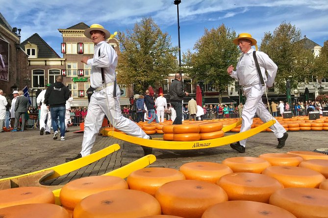 Small Group Alkmaar Cheese Market and City Tour *English* - Tour Logistics and Accessibility
