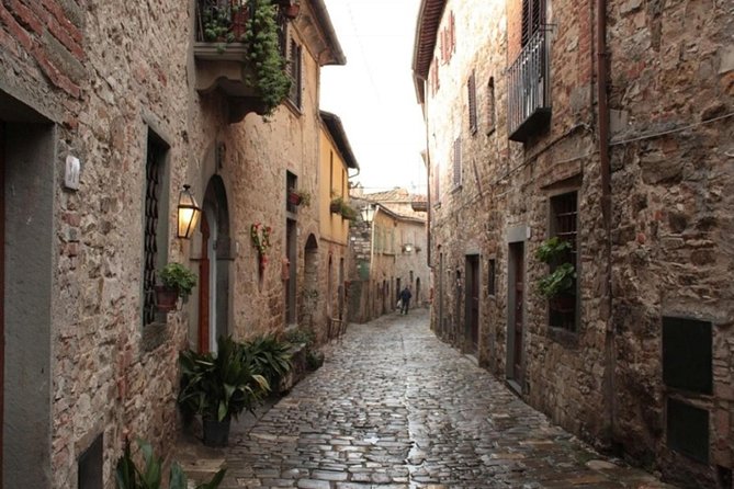 Small Group Brunello Di Montalcino Wine Tour From Siena - Wine Tasting Details