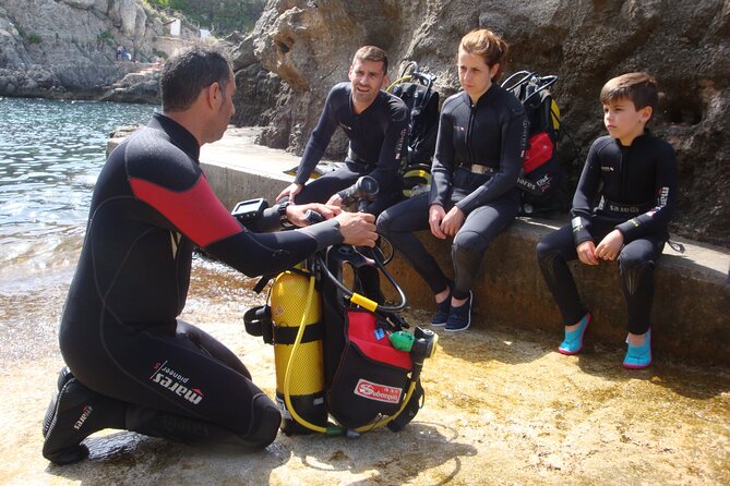 Small Group Diving Adventure in Menorca - Private Transportation and Soda Refreshments