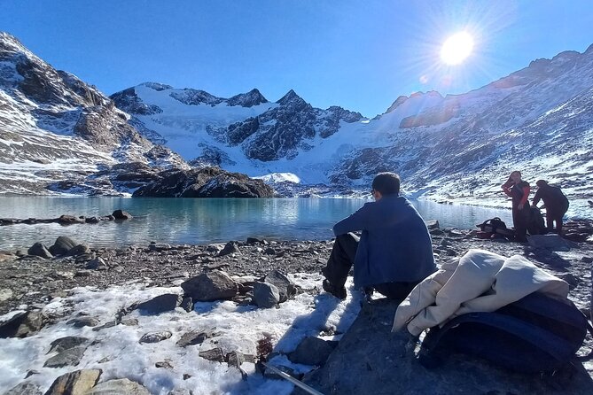 Small Group Trekking to Vinciguerra Glacier and Témpanos Lagoon - Whats Included