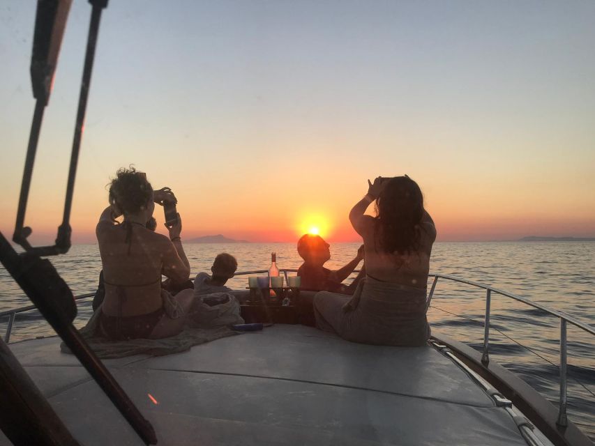 Sorrento: Aperitif by Boat, an Unforgettable Sunset! - Booking and Cancellation Policy