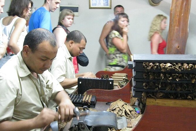 Souvenirs Shopping Tour From Punta Cana - Accessibility Features