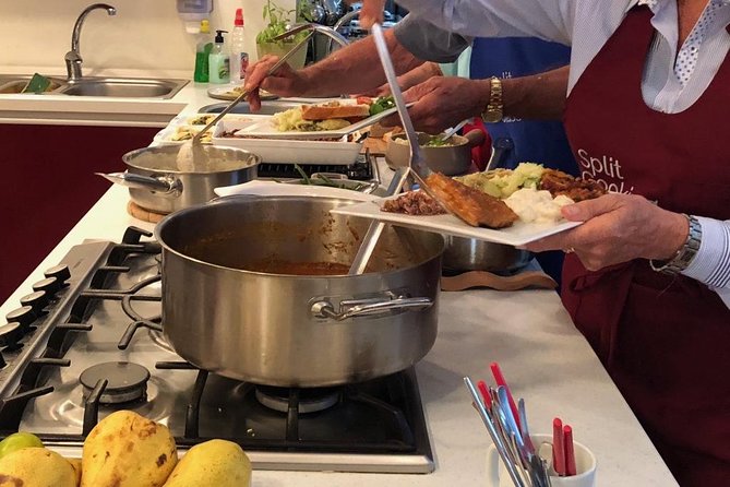 Split Cooking Class - Included in the Experience