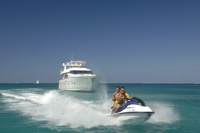 St Maarten Shore Excursion: Orient and Maho Beach Half-Day Tour - Traveler Experiences