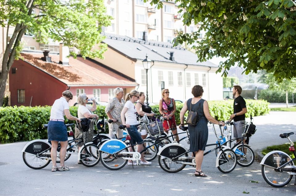 Stockholm 3-Hour Private Guided Bike Tour - Guided Experience