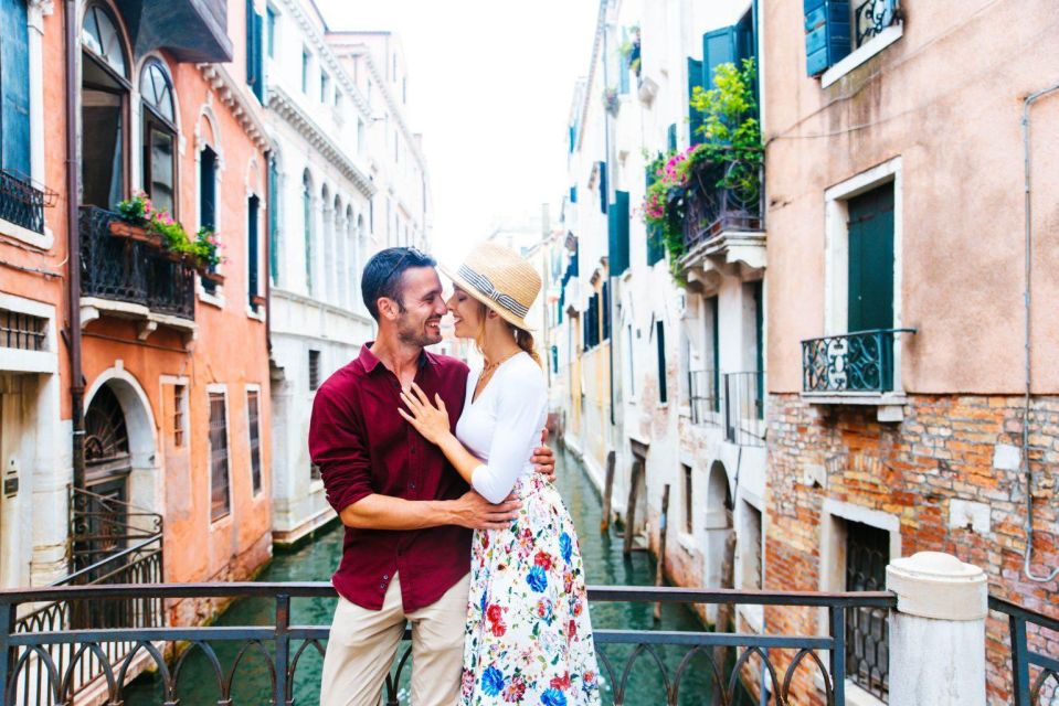 Stunning Venice – Walking Tour for Couples - Guided Tour at Palazzo Ducale