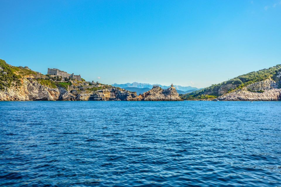 Sunset Boat Tour With Drinks and Snacks - Starting Location