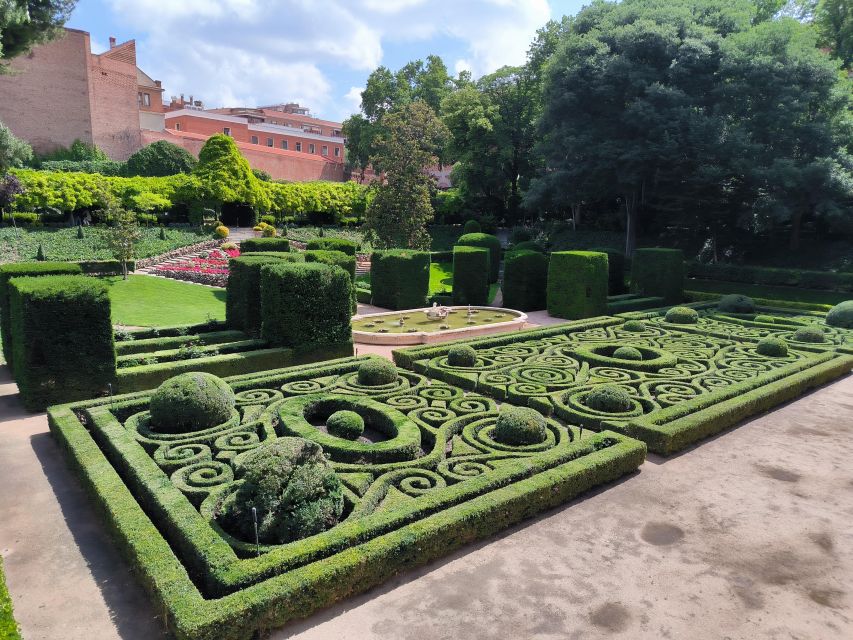 Surfing Madrid: From the Palace to the Tavern Private Tour - Customized Recommendations