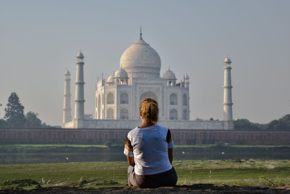 Taj Mahal Tour From Delhi & Authentic Indian Cooking Session - Local Cuisine Overview