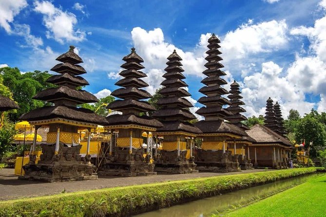 Tanah Lot Sunset and Monkey Forest Tour. - Inclusions and Exclusions