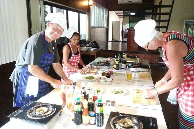 Thai Cooking Class With Local Market Tour in Koh Samui - Menu and Cuisine Highlights
