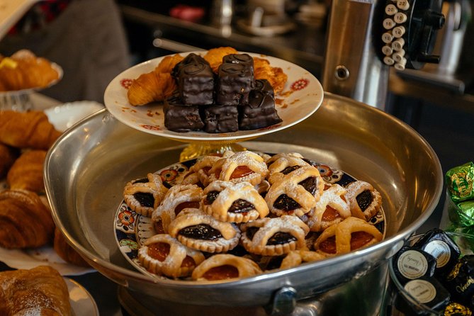 The 10 Tastings of Verona With Locals: Private Food Tour - Dietary Options Available