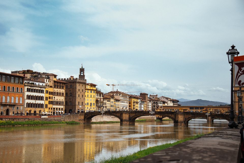 The Best of Florence: A Family-Friendly Private Tour - Crafting Paper Decorations