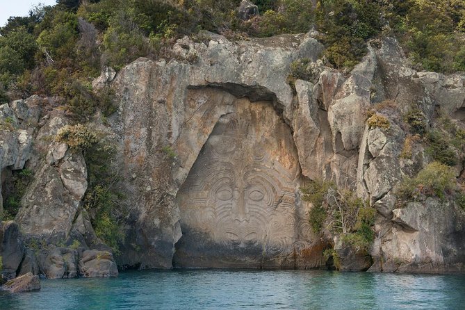 The Maori Carvings Half Day Kayak - Pricing Information