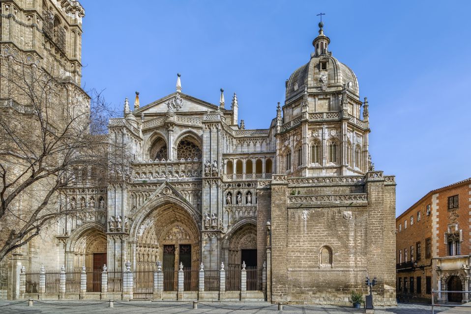 Toledo: Exclusive Private Tour With Licensed Guide - Tour Inclusions