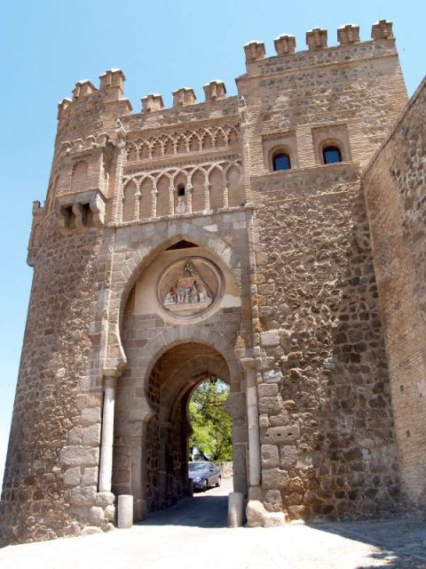 Toledo: Private Monuments Walking Tour With Monument Entry - Included in the Tour