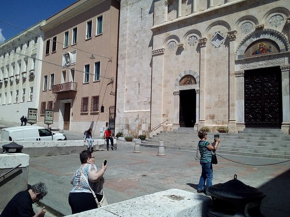 Tour Ape Calessino (Tuk Tuk) of the 4 Historic Districts of Cagliari - Customer Reviews and Ratings