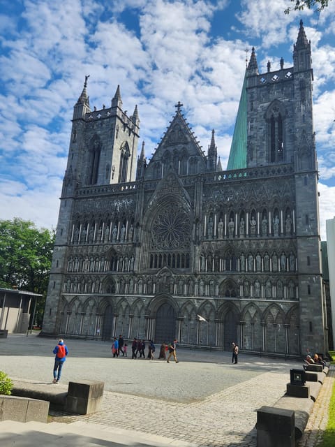 Trondheim(Cityguide Tour) - Nidaros Cathedral Visit