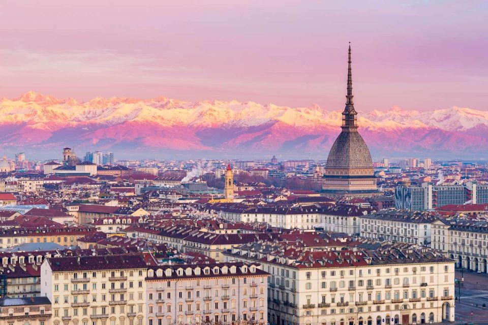 Turin: Guided Sightseeing Walking Tour - Experience Details