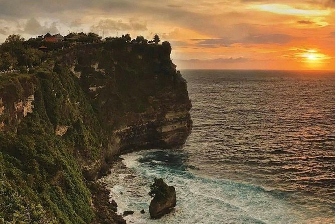 Uluwatu Temple Kecak Fire Dance Private Guided Tour - Accessibility Features