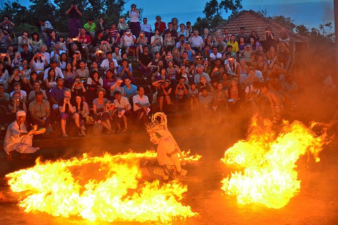 Uluwatu Temple & Kecak Fire Dance Tour - Tour Experience