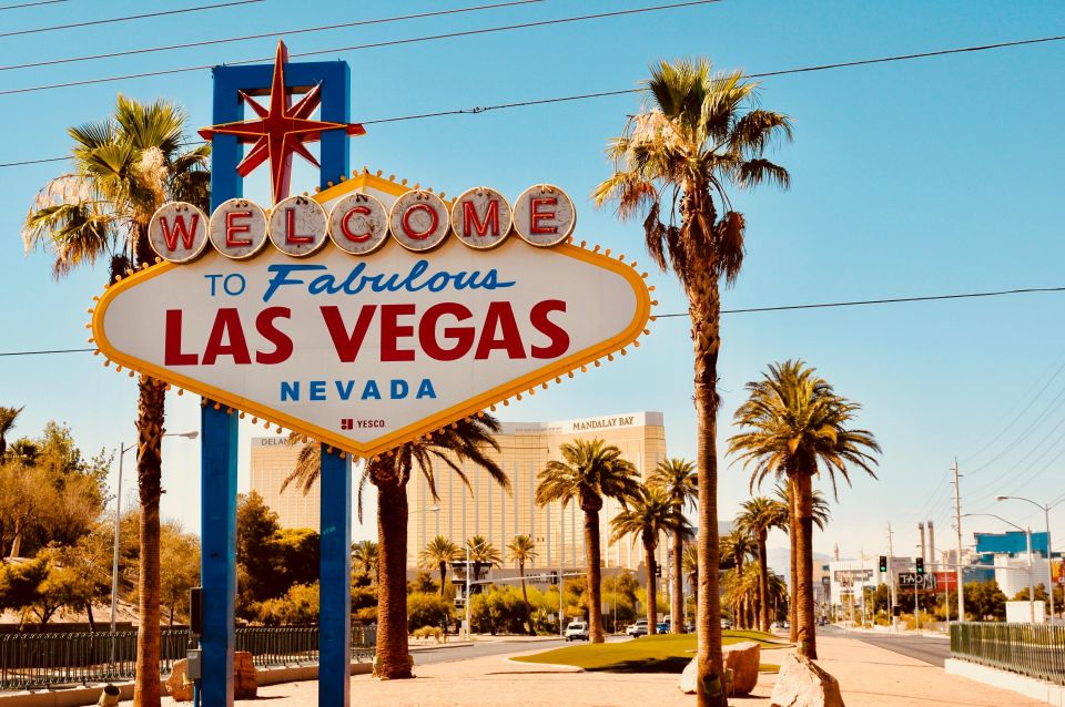 Vegas Highlights: Neon Lights & Desert - Audio Driving Tour - Accessing the Tour