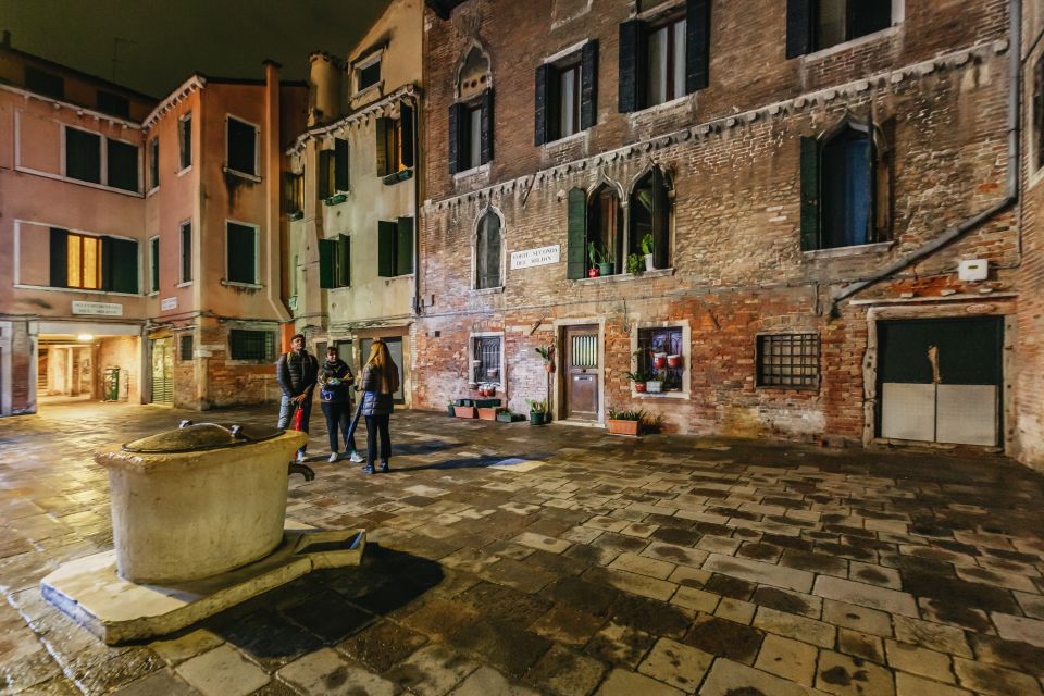 Venice: The Ghost & Legends Walking Tour - Inclusions and Exclusions