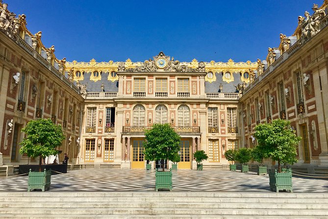 Versailles Palace and Giverny Private Guided Tour From Paris - Dining Experience