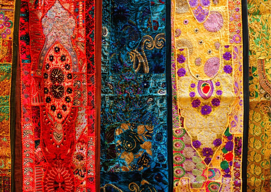 Vibrant Markets of Jaisalmer (2 Hours Guided Walking Tour) - What to Bring