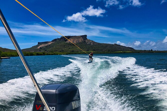 Wake & Knee Board, Water Ski - Location and Directions