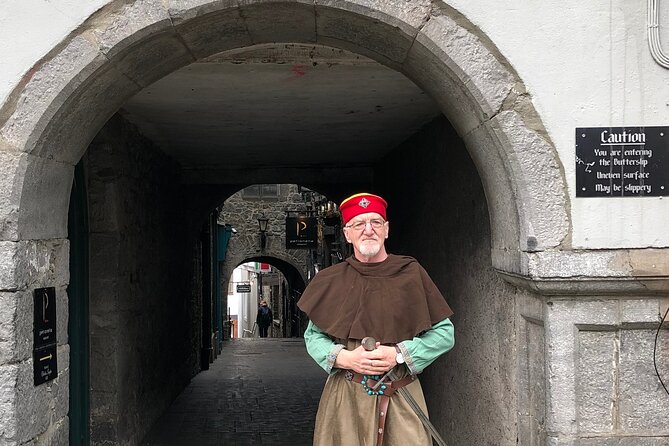 Walk the Medieval Mile With Pat - Booking Your Tour